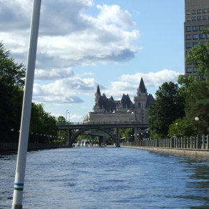 Approaching the wall in downtown Ottawa
