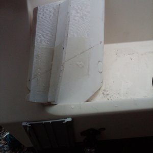bottom of bottom panel