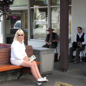 The Blonde listening to street musicians