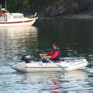 Dee rowing in Fossil Bay, Sucia Island