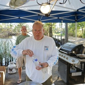 Media 'Marc and Ron' in album 'Marc fires up the new smoker'