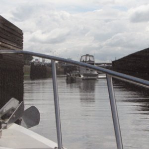 Media 'Heading into the lock' in album 'Bellingham at sunset'