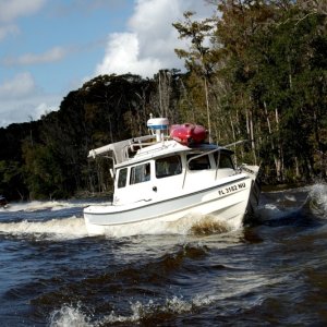 Roger (C-Lover) on the Jackson River heading for the garthering.