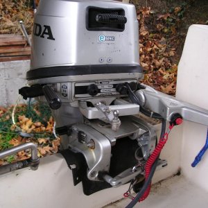 2004 Honda BF8A 002