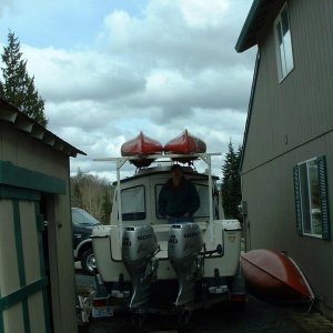 (B~C) yakrak,  scrapped my wood roof rack for a modified Thule rack I found in the shed