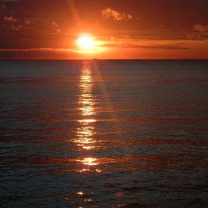 Lake Erie Sunrise.  Oops, make that SC sunrise.  I got my locations mixed up.  That's a shrimp boat and those are in short supply on Lake Erie!