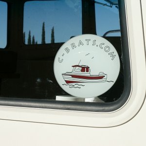 (Da Nag) Closeup of sticker in red