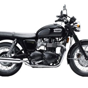 022310-triumph-bonneville-t100-black