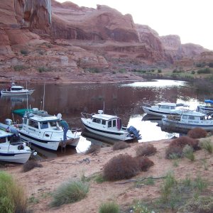 Tuesday morning 9/27/11 in Forgottren Canyon, Kerri On, Discovery, Rana Verde, Gypsy River, Jeff/No Name, Hunky Dory and Voyager at anchor.