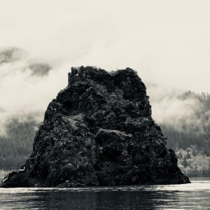 Media 'Phoca Rock, Columbia River Gorge' in album 'First time wet.'