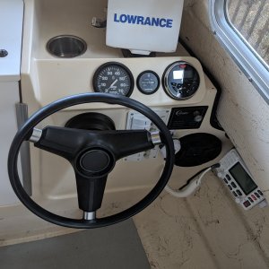 Media 'The Command Center' in album 'Custom Stern Saver'