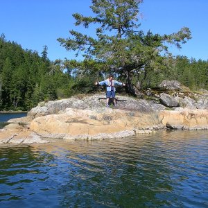 (True Story) "Pams Island" in Lagoon