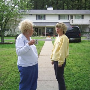 Cathy & Mrs Byrd greeting each other when we arrived