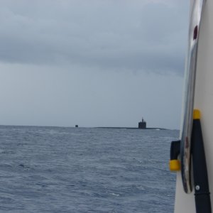 Navy sub heading for Pearl Harbor