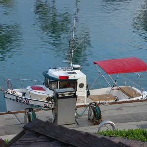 At the fuel dock checking in with the Ko'Olina Harbor Master