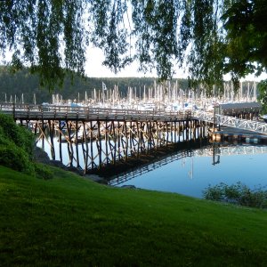 The walkway and docks of the marina at Friday Harbor