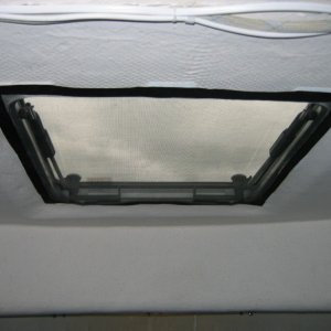 Hatch screen