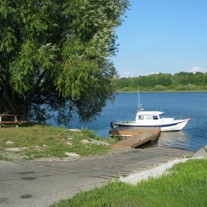 Media 'Goofy floating pier at Manistee Lake. Starboard is 6 feet deep, port 28 feet deep.' in album '(Not For Hire) Aloha State Park, Mullet Lake, Inland Waterway, Michigan'