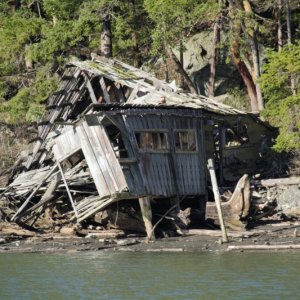 008 - Waterfront Home
