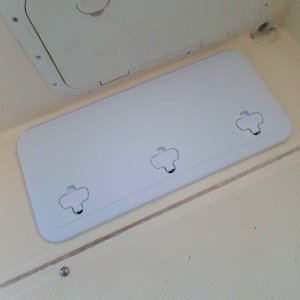 Media 'Installed Hatch' in album 'Installed Hatch'