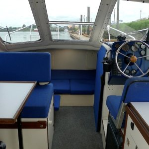 Media 'TC24 Interior' in album 'TC24 Starboard'