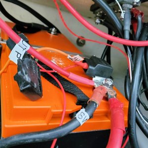 Close up of the battery.  Size 31. Contains internal BMS. Notice all the wires going to the pos terminal.  Tried to reduce them but no luck.