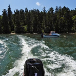Cruising around in the dinghy at Hope Island, May 30, 2015