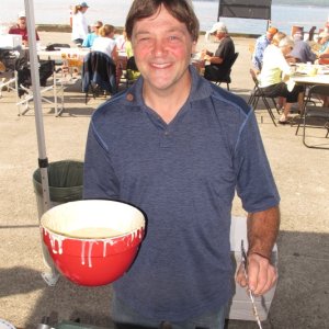 Steve from Powell River helping make pancakes