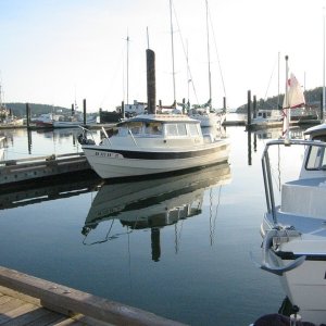 A boat with no name.(Rock-C)