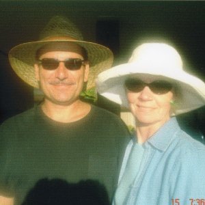 Jon & Cynthia
  (C-LOU)