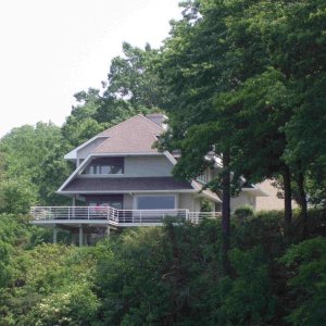 1o Hamburg Cove Mansion