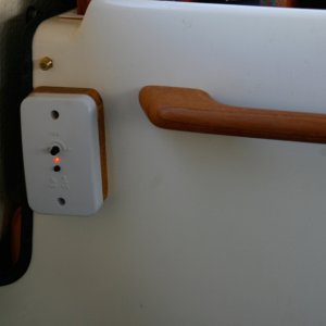 Shakespeare-TV-Amplifier: I redesigned the bulky mount and made a spacer to flush mount the amplifier box out of the way in front of the copilot seat. This box has a variable gain amplifier and ON OFF switch with LED indicator . When the amp is off, the external tv cable input is routed directly to the TV.