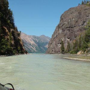 Almost back to the lake.  Gave it my best, but just to risky to continue