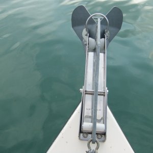 Lewmar tilting anchor roller