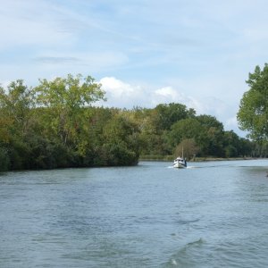 Typical Western Erie Canal shot.