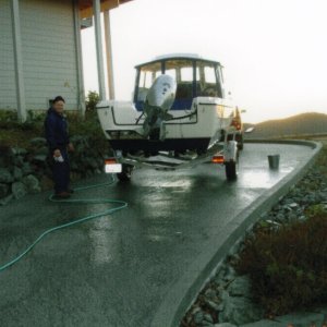 2 Jan 2005 Finally finished with the washdown.  A very cold day!