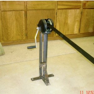 11 May 2005: The winch & stand.
