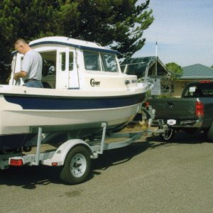 19 Aug 2005: Getting ready to leave Squalicum (Bellingham) for LaConner and Cornet Bay.