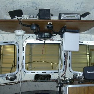 Media 'C-Lou\'s new look 002' in album 'C-Lou and Sea Shift (16')'