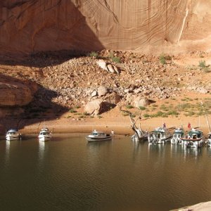 Media 'Group in canyon' in album 'Oak Canyon'