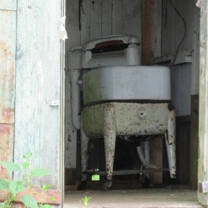 Antique washing machine
