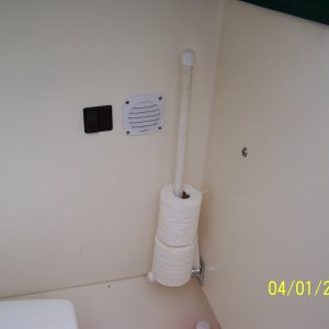 Low cost multiple roll TP holder