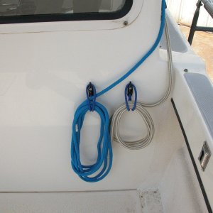 Sea Angel Shockcord Line Hangers - Starboard; 1/2" braid gold bow line, 3/8" braid blue breast line
