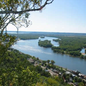Alma, WI bluff