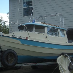(catdogcat) New arch mounted on the boat.