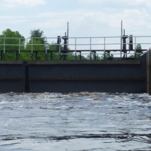 Deep Creek Locks going up