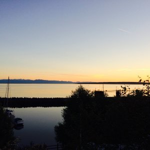 Media 'Powell River sunset' in album 'Squitty Bay Lasqueti Island'