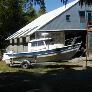 C-Dory (C-esta) is a 1985 22' Angler