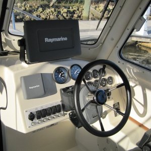 All Raymarine electronics - GPS, Radar, fish finder, autopilot, VHF