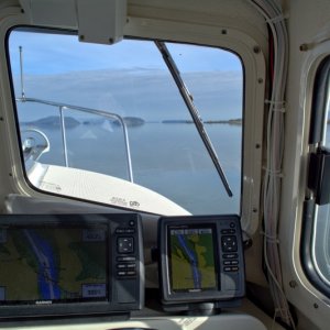 Heading up the slough. It doesn't get any calmer than this. Thanks again NOAA for the SCA forecast!